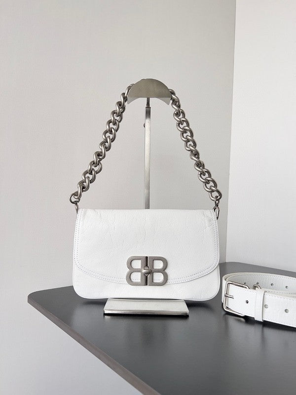 Zivas Charm Timeless Appeal Statement Handbag (Versatile Style Statement) – Angled View