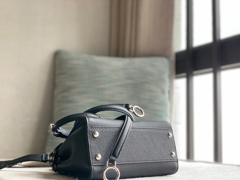 Ziva's Charm handbag – side angle view (23cm*11cm*18cm)