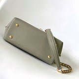  shopper bag interior and compartment view 21