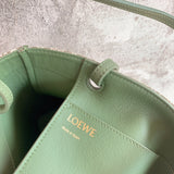Ziva's Charm handbag – product shot (26cm*21cm*10cm)