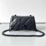 Zivas Charm Effortless Sophistication Statement Handbag (Modern Wardrobe Staple) – Front View