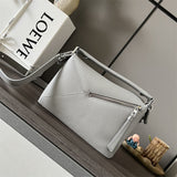 Ziva's Charm handbag – close-up view (18cm*12.5cm*8cm)