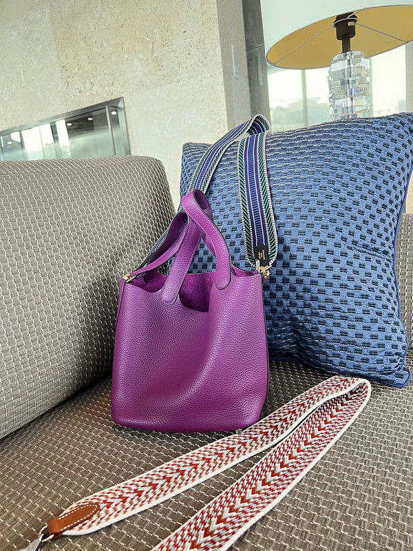 Interior view of tailored premium bag