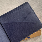  everyday bag interior and compartment view