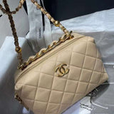  women's handbag, versatile design, view 7