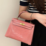  shopper bag interior and compartment view