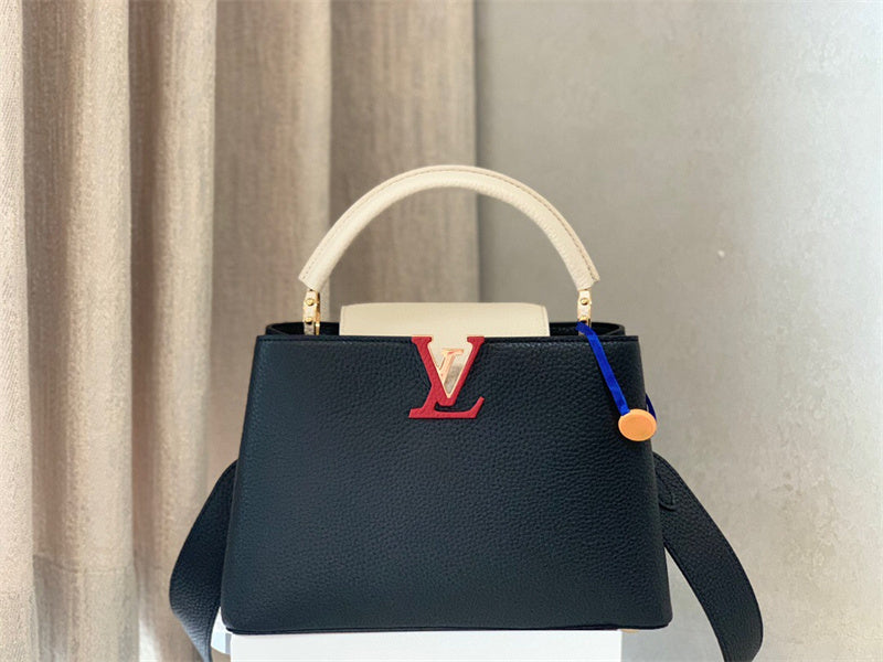  Signature structured bag front view 19