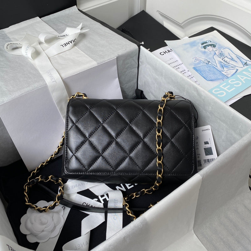  women's handbag, mid design, view 7
