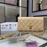 Zivas Charm Understated Luxury Designer Handbag (Everyday Luxury Essential) – Front View