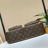  graceful shopper bag detail view showing craftsmanship 8