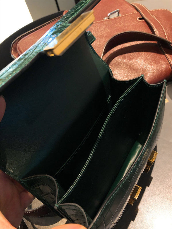  satchel interior and compartment view 15