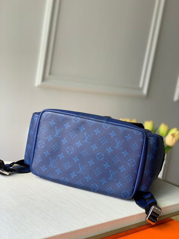 Styled lifestyle shot of elevated polished women's handbag – women's luxury handbag