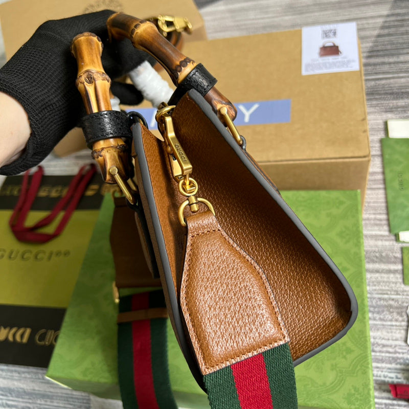 Front view of everyday-luxe chic women's handbag – women's everyday handbag