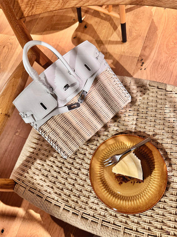  carryall bag interior and compartment view 15