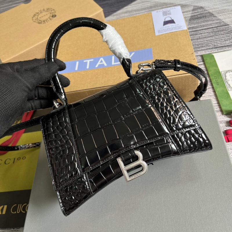 Chic Vegan Leather Handbag - Smooth Faux-Leather Exterior | Women's Fashion Handbag #301 - hardware and detail close-up (image 5) of designer-inspired handbag