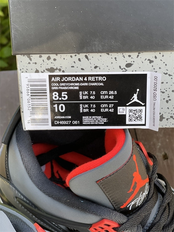 Nike Men's & Women's Designer Street Sneakers — Style 242 hardware detail