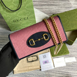 Side profile of everyday-luxe modern women's handbag – women's everyday handbag