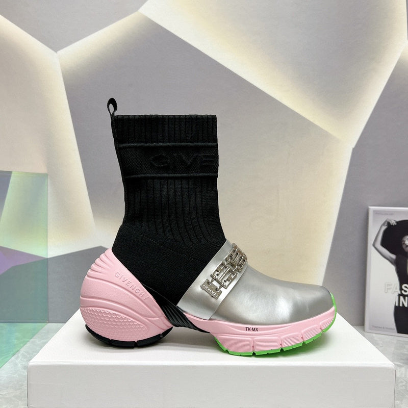 Givenchy shoes Style 154 - front view, elevated everyday design