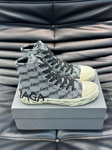 Balenciaga shoes Style 079 - texture and material detail
