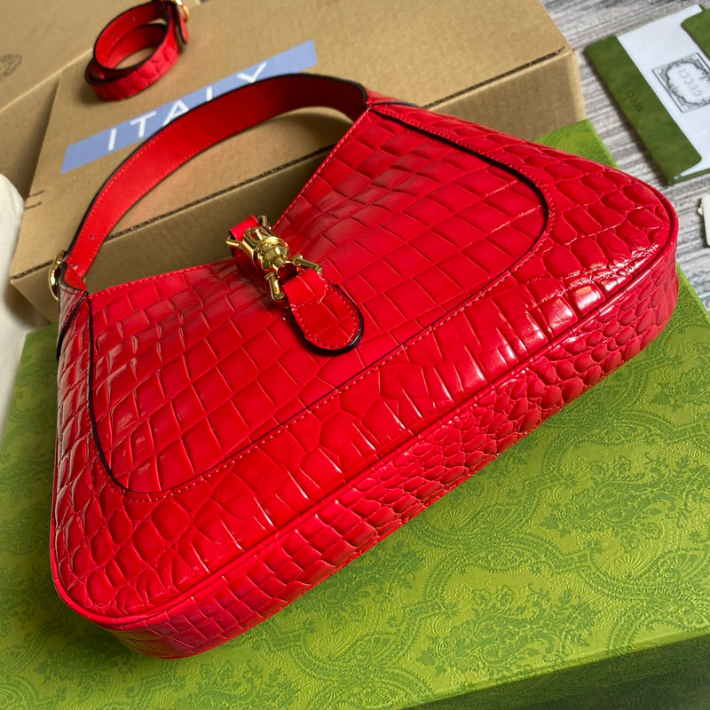 Styled lifestyle shot of statement chic women's handbag – women's everyday handbag