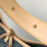  everyday handbag detail view showing craftsmanship