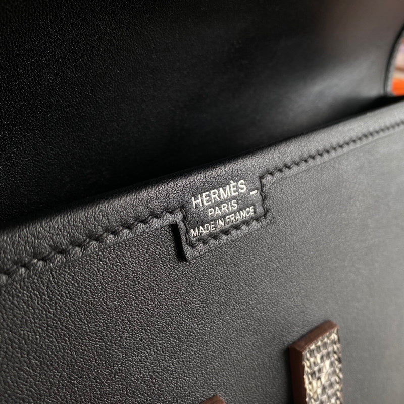 Classic handbag styled for everyday wear