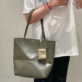 Ziva's Charm handbag – full view (16.5cm*9.5cm*20cm)