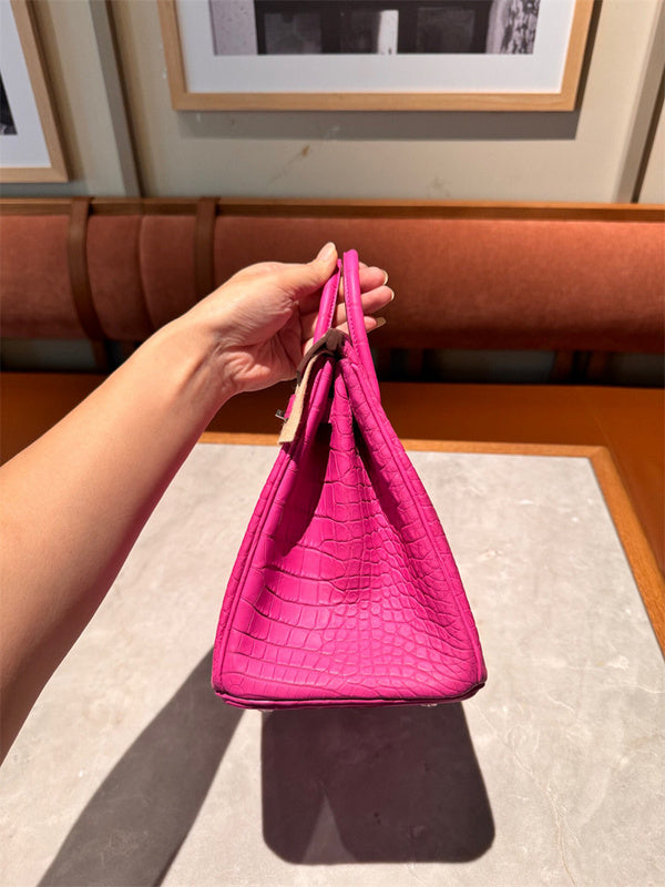 Interior view of sculpted premium bag