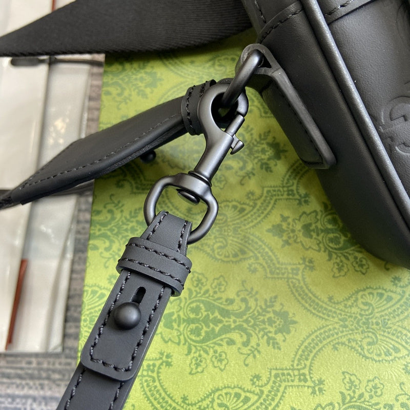 Close-up detail of everyday-luxe modern women's handbag – women's statement bag