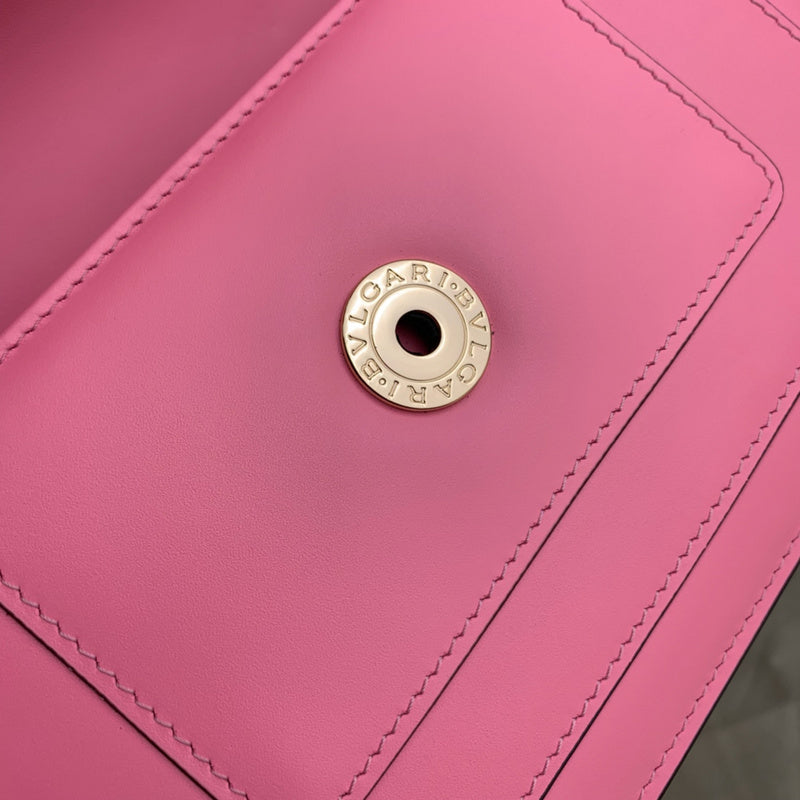 Refined Premium PU Leather Handbag - Signature Hardware Accents | Women's Luxury Handbag #1671 - hardware and detail close-up (image 5) of designer-inspired handbag