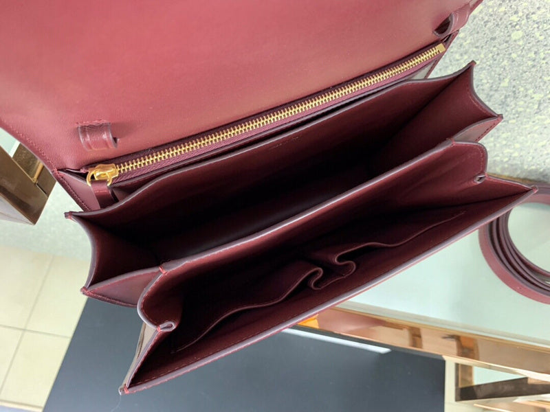 Close-up detail of signature classic women's handbag – women's designer-style accessory