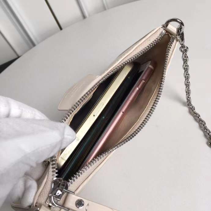 Close-up detail of chic classic women's handbag – women's luxury accessory