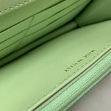  mid purse view 8