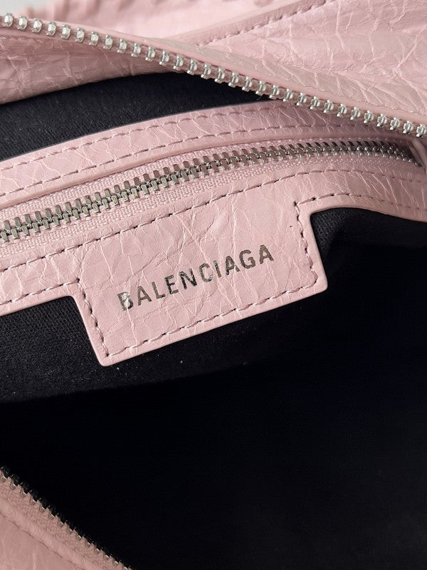 Zivas Charm Signature Style Statement Handbag (Structured Everyday Essential) – Detail View