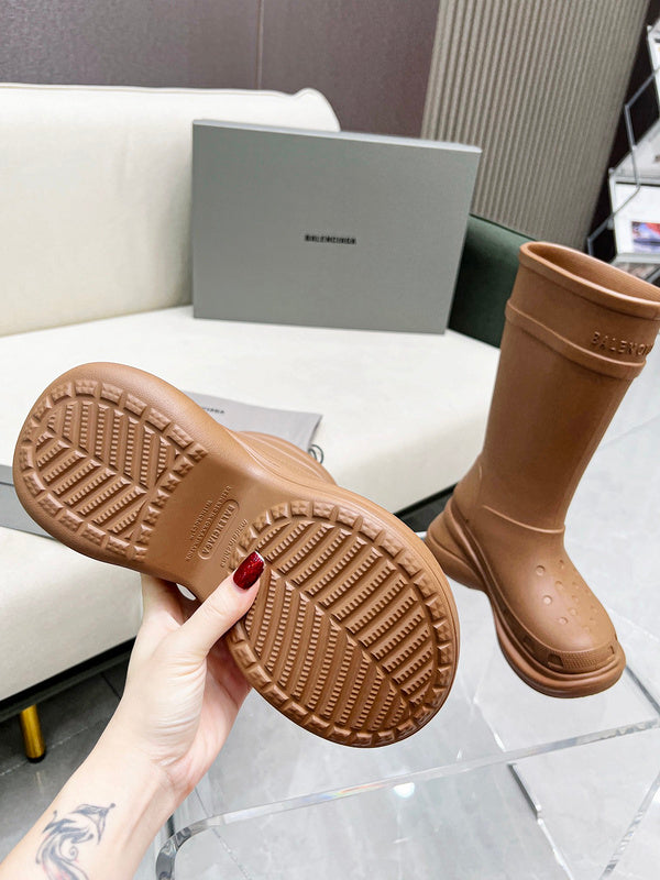 Zivas Charm Timeless Appeal Designer Shoes (Elevated Footwear Essential) – Lifestyle Shot