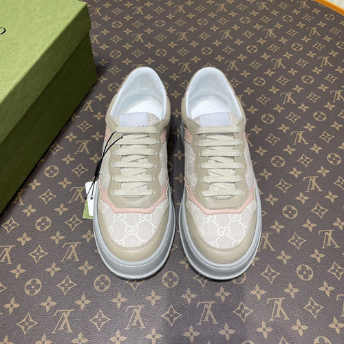 Gucci clean off-white luxury sneakers view 11 padded collar comfort