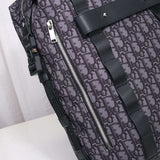 Handle and strap detail of chic statement women's handbag – women's premium purse