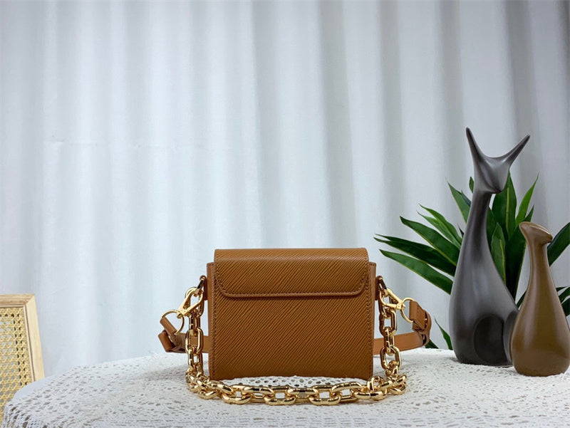 Elegant everyday bag front view 19