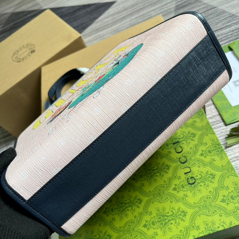 Back view of everyday-luxe elevated women's handbag – women's designer-style accessory