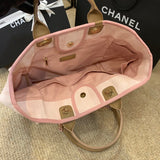  spacious purse view 6