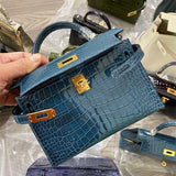  understated everyday bag styled with outfit 18