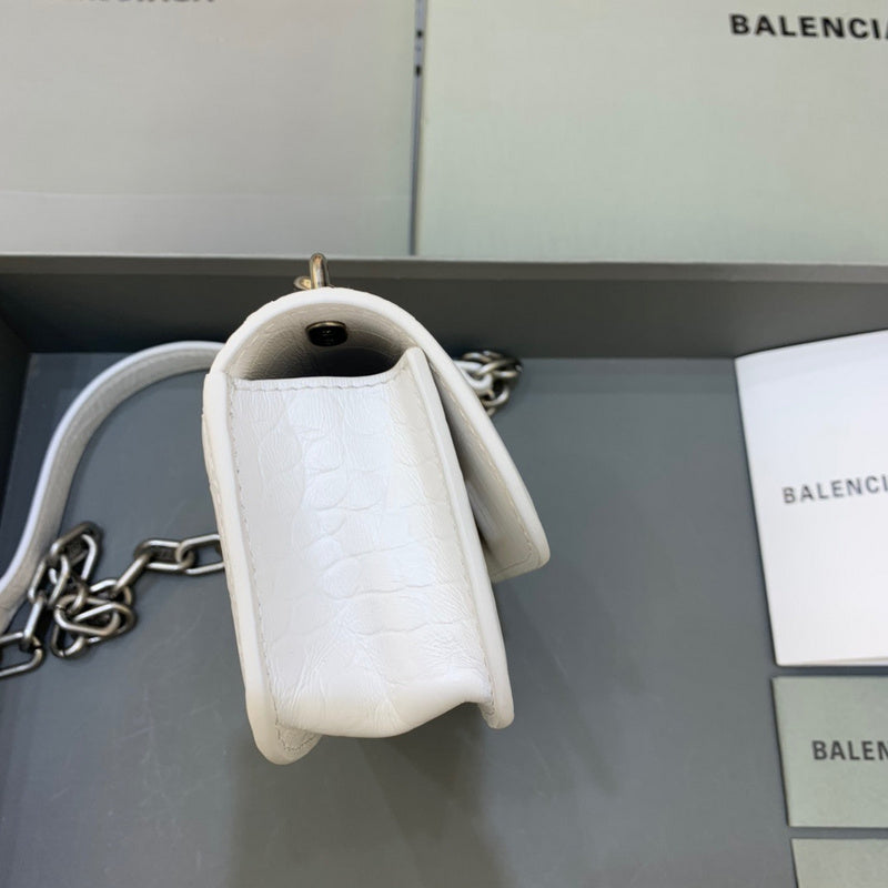 Sophisticated Faux Leather Handbag - Versatile Everyday Design | Women's Statement Accessory #427 - back view (image 4) of designer-inspired handbag
