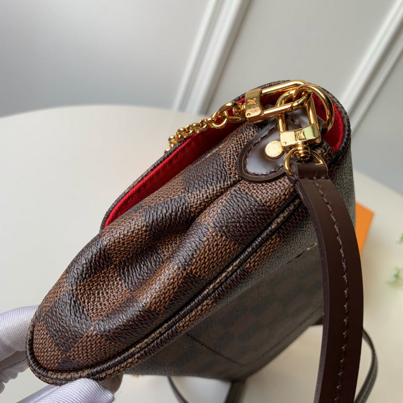Front view of everyday-luxe structured women's handbag – women's everyday handbag