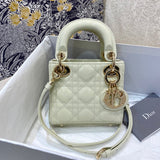 Close-up detail of everyday-luxe elevated women's handbag – women's everyday handbag
