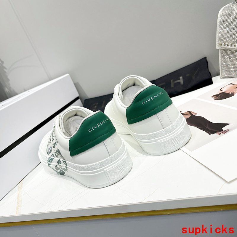 Givenchy shoes Style 055 - back heel detail