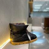 Louis Vuitton shoes Style 192 - logo and branding close-up