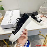 Givenchy shoes Style 098 - sole and craftsmanship detail