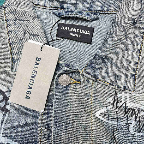 Back view of Balenciaga luxury piece style No.106