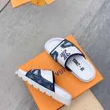 Louis Vuitton shoes Style 363 - true-to-life color detail