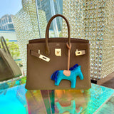 Close-up detail of effortless bag design